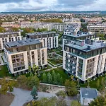 Super Luxury Flat For 2 In Deluxe Azur Apartment