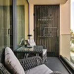 Super Luxury Flat For 2 In Deluxe Azur Apartment