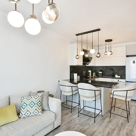 Apartment Super Luxury Flat For 2 In Deluxe Azur Varna