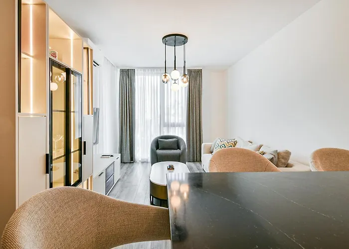 Super Luxury Flat For 2 In Deluxe Azur Апартаменти Варна