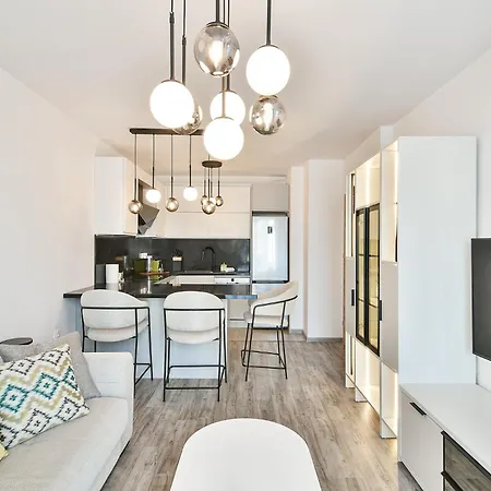 Apartment Super Luxury Flat For 2 In Deluxe Azur Varna